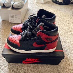Nike Air Jordan 1 Retro High Bred OG 2016 “Banned”
